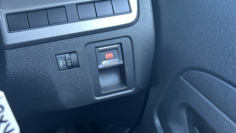 Peugeot Expert E-L2 100kW 75kWh Professional Van Auto